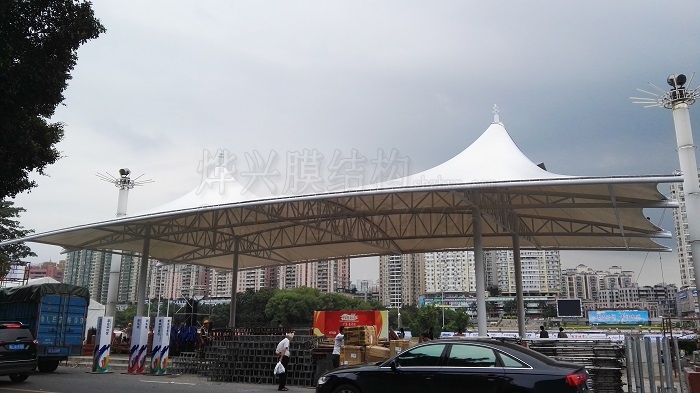 燁興-中華龍國際龍舟賽景觀張拉膜雨棚